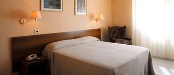 Plaza Hotel 3*